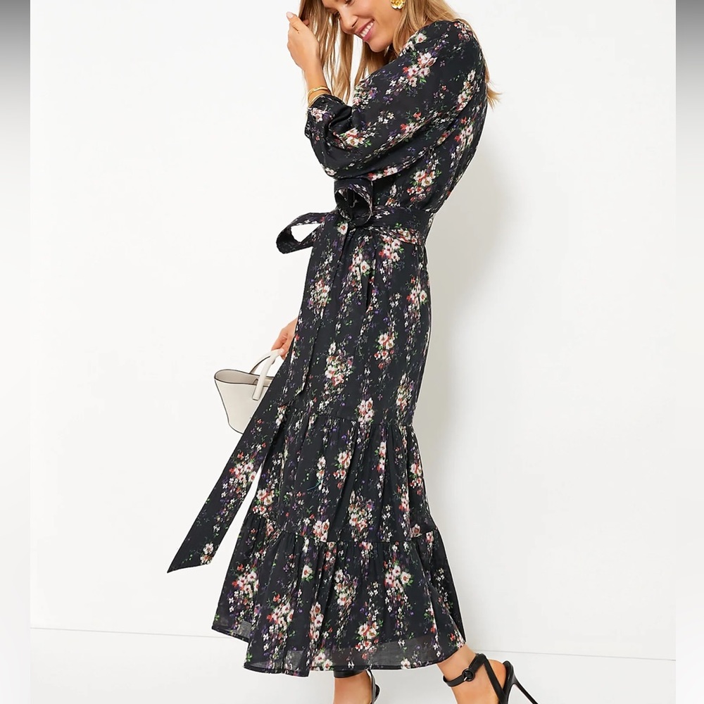 Onyx Falling Flowers Bouquet Lyles Dress